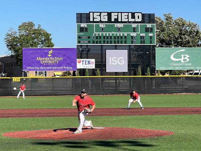 Brody Curtiss pitches vs Waterville at Mankato